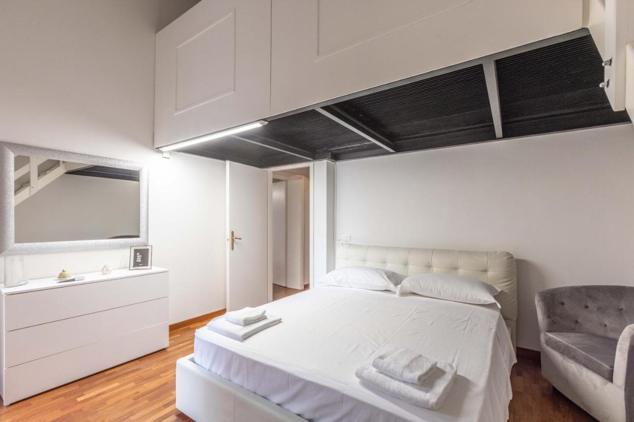 Ubaldini House, Bologna By Short Holidays ภายนอก รูปภาพ