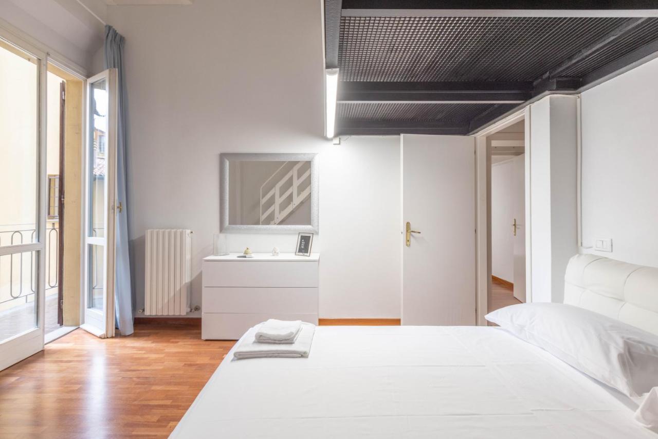 Ubaldini House, Bologna By Short Holidays ภายนอก รูปภาพ