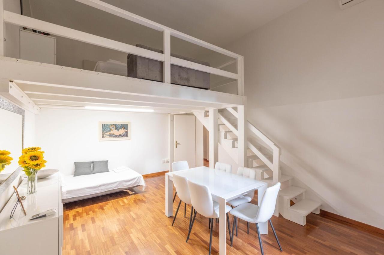 Ubaldini House, Bologna By Short Holidays ภายนอก รูปภาพ
